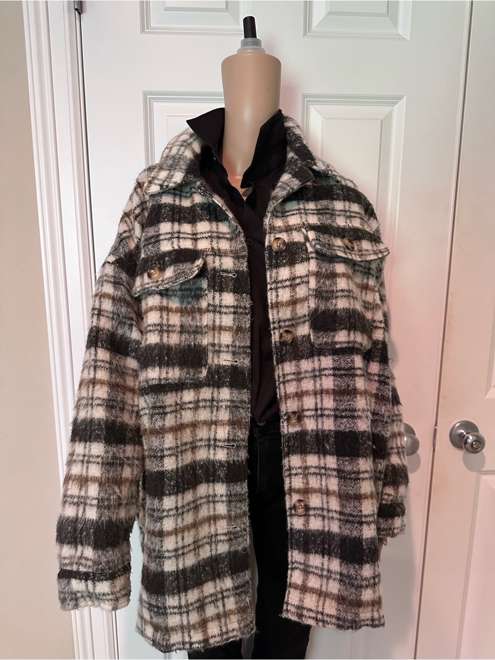 Universal Thread Black Brown & White Plaid fuzzy Pea Coat size L